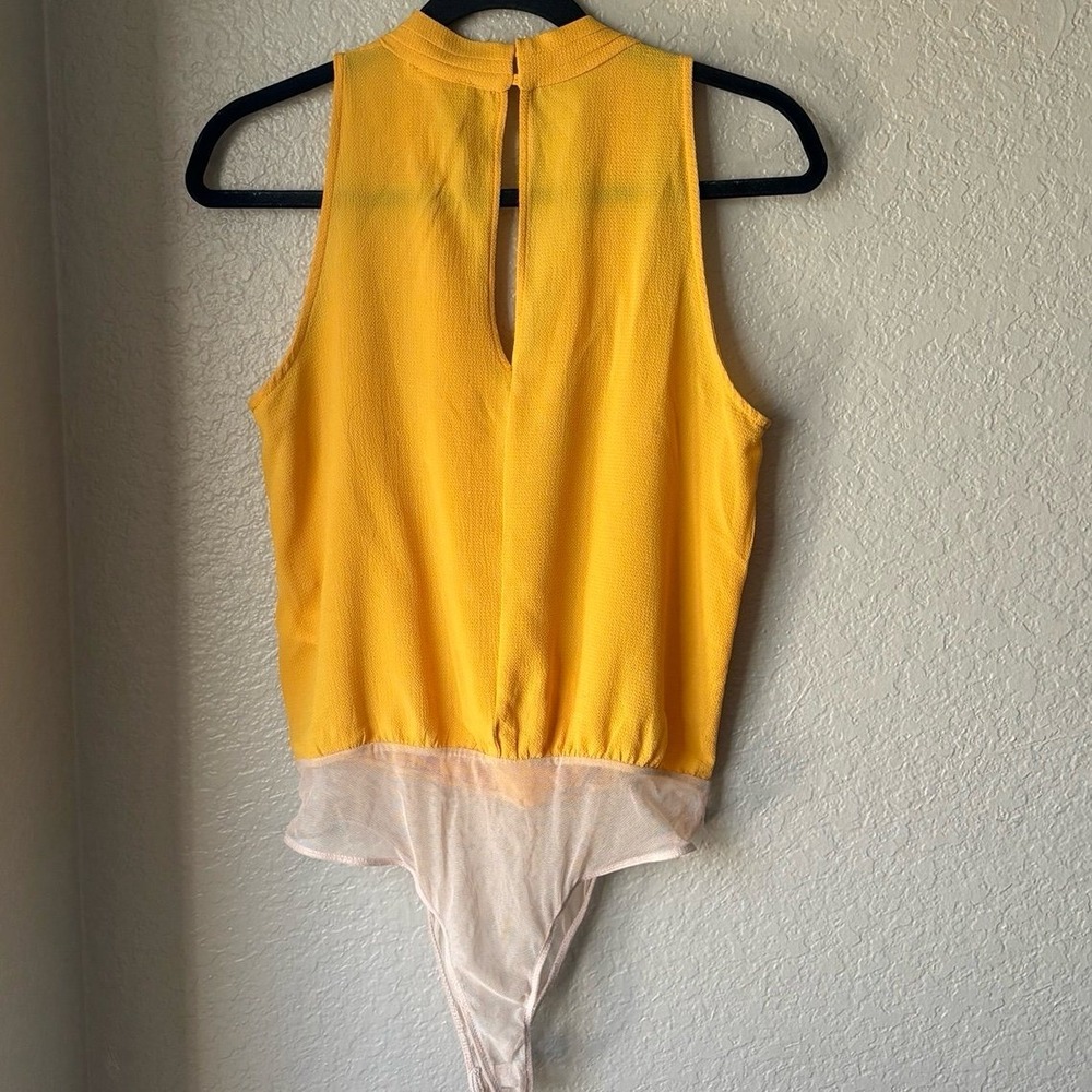 Lush yellow Halter Bodysuit Size Medium - Picture 4 of 11